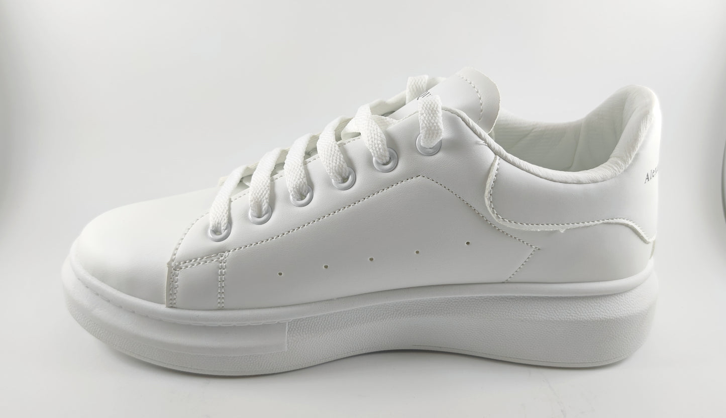 ALEXANDER MCQUEEN حذاء ماكوين