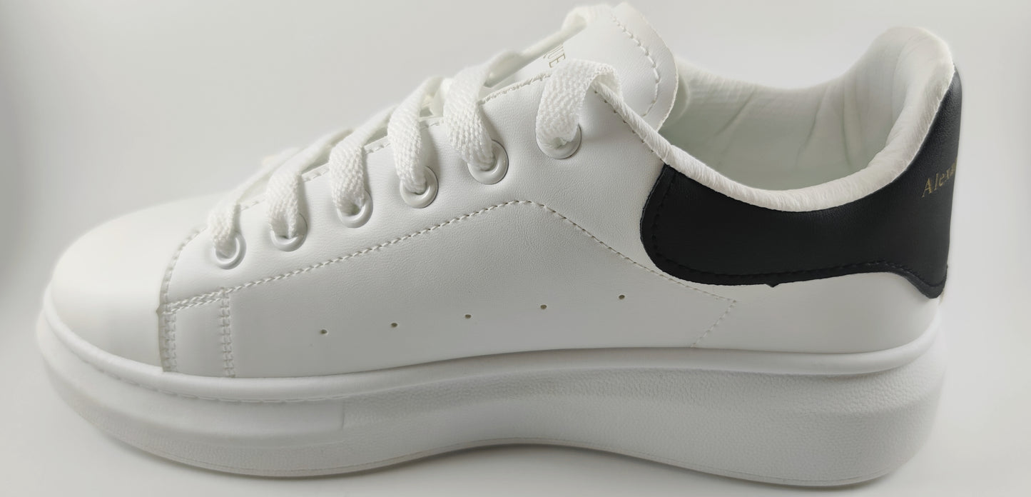 ALEXANDER MCQUEEN حذاء ماكوين